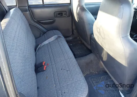 2000 Jeep Cherokee Sport из США, поврежденный, VIN 1J4FF48S7YL125913